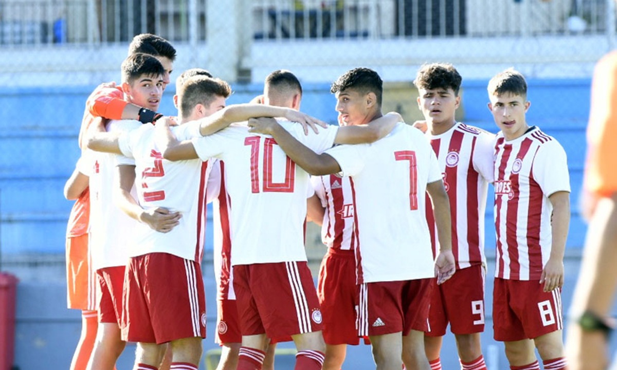 olybiakos-oi-erythrolefkoi-stirizoun-polla-sta-tmimata-ypodomis-tous