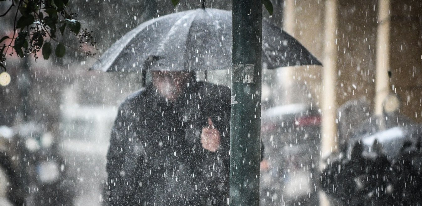 Καιρός σήμερα 10/12: Βροχές και καταιγίδες - Πού αναμένεται πτώση της θερμοκρασίας