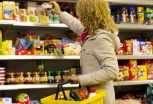 Κερατσίνι: Το Κοινωνικό Παντοπωλείο συνεχίζει με αλληλεγγύη και τα Χριστούγεννα