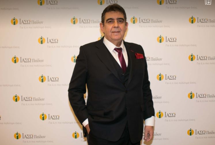 Ποιες είναι οι προϋποθέσεις για να πετύχει μια εγχείρηση θυρεοειδούς; Συνέντευξη του  Σταύρου Τσιριγωτάκη-video