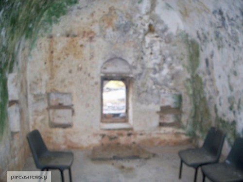 Μάνη: Η Ιστορική Μονή της οικογενείας Καλλέργη στο χωριό Γωνέα 