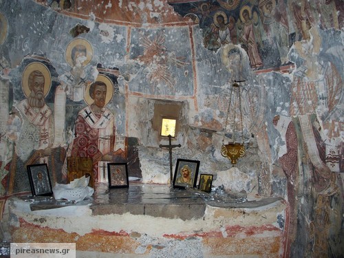 Μάνη: Η Ιστορική Μονή της οικογενείας Καλλέργη στο χωριό Γωνέα 