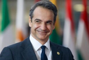 Κυριάκος Μητσοτάκης: Μετά την κατακραυγή πήρε πίσω την αύξηση του προστίμου...