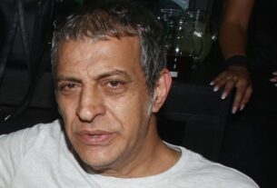 Θέμης Αδαμαντίδης: Αυτός είναι ο γνωστός τραγουδιστής που συνελήφθη στη χαρτοπαικτική λέσχη