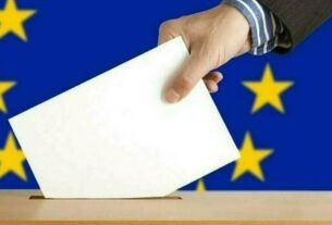 Δηλαδή τι θέλετε; Να μην διορίζει ο κάθε πολιτικός αρχηγός τους δικούς του για να τσεπώνουν 35.000 ευρώπουλα το μήνα;