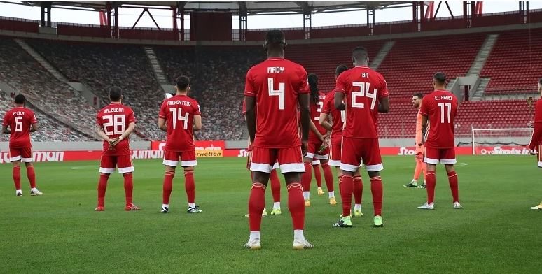 Ο ΘΡΥΛΟΣ τίμησε τα θύματα της τραγωδίας της Θύρας 7-PHOTOS