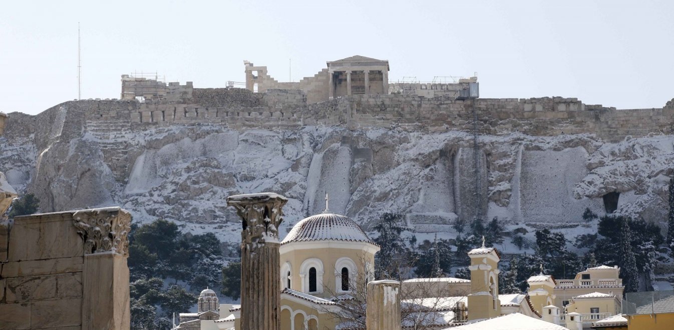 Καιρός: Κακοκαιρία μέσα στην άνοιξη– Πότε θα χιονίσει στην Αττική