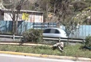 Θρήνος στο Σχιστό: Πως έγινε το τροχαίο που στοίχισε τη ζωή σε τρία νεαρά άτομα (video)