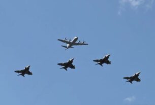 Παρέλαση 25ης Μαρτίου: Το συγκλονιστικό μήνυμα του Έλληνα πιλότου – «Ψηλά τα βλέμματα και οι καρδιές»