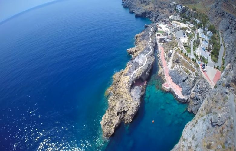 Κάραβος: Το καταφύγιο των πειρατών που «μάγεψε» των Οδυσσέα-video