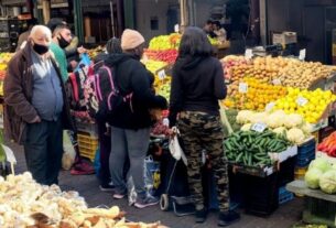 Κλειστές οι λαϊκές αγορές την Τετάρτη σε όλη τη χώρα για το νομοσχέδιο της κυβέρνησης