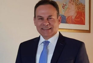 Νίκος Μανωλάκος: «Κατεπείγουσα ανάγκη ενίσχυσης των δύο εμβολιαστικών κέντρων του Κ.Υ. Αίγινας με επιπλέον προσωπικό»