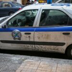 Φάληρο: Επίθεση αγνώστων σε περιπολικό – Τραυματίστηκε αστυνομικός