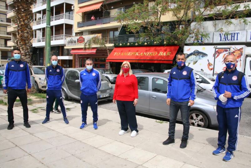 Δήμος Πειραια: Δενδροφυτεύσεις στην παραλία της Φρεαττύδας και στα παρτέρια της Ζέας