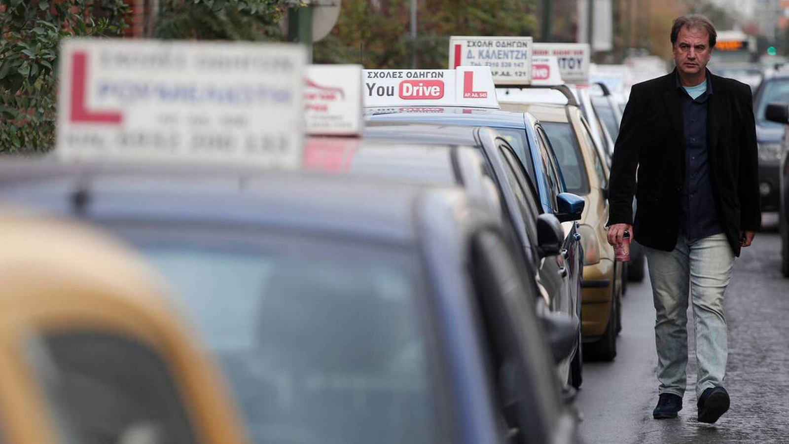 Διπλώματα οδήγησης: Στην αναμονή πάνω από 50.000 πολίτες - Αγανάκτηση των εκπαιδευτών