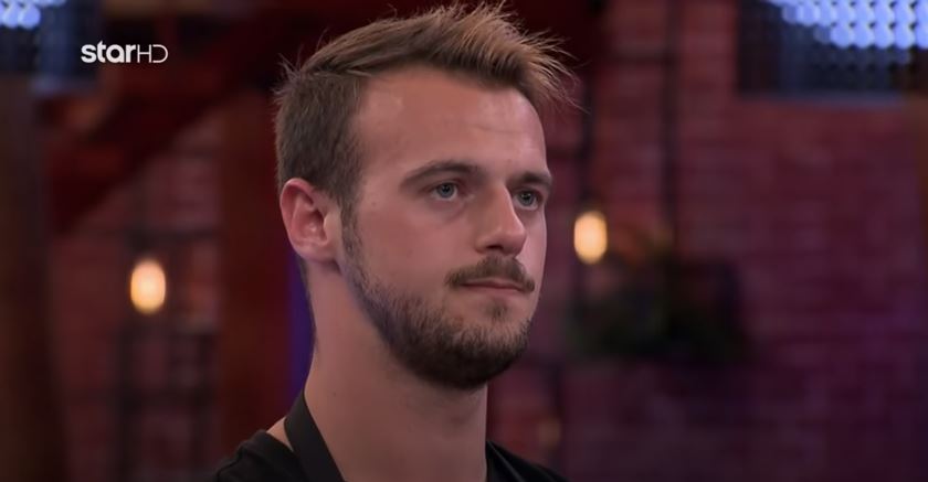 MasterChef 2021: Ο Στέφανος Χίλας αποχώρησε από τον διαγωνισμό μαγειρικής-video