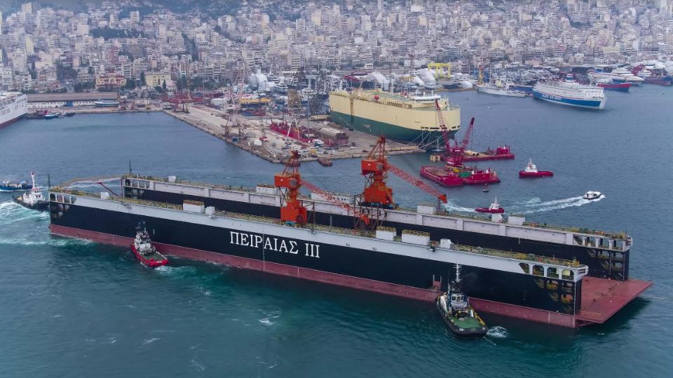 ΟΛΠ Α.Ε. : Δύο υπερσύγχρονοι και τελευταίας τεχνολογίας γερανοί στη ΝΕΖ Περάματος