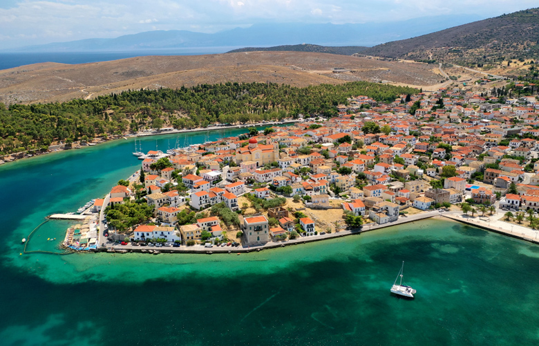 Γαλαξίδι: Η άγνωστη βυθισμένη γέφυρα της Ελλάδας και ο κρατήρας με τα νούφαρα