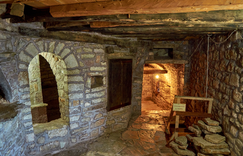 Παναγία η Πελεκητή: Το πανέμορφο μοναστήρι που ξεχωρίζει στο «θρόνο» των Αγράφων (video)