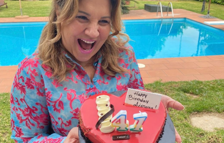 Απίστευτο! Αυτή είναι τελικά η πραγματική της ηλικία της Δέσποινας Μοιραράκη-video