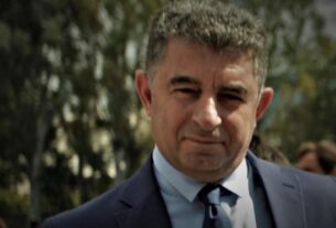 Ράγισαν καρδιές στο Τρισάγιο του Καραϊβάζ-video