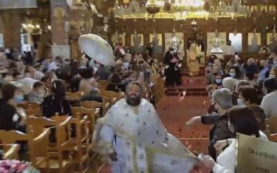 Viral Video: O ιερέας που έκανε Ανάσταση σε χρόνο… ρεκόρ!