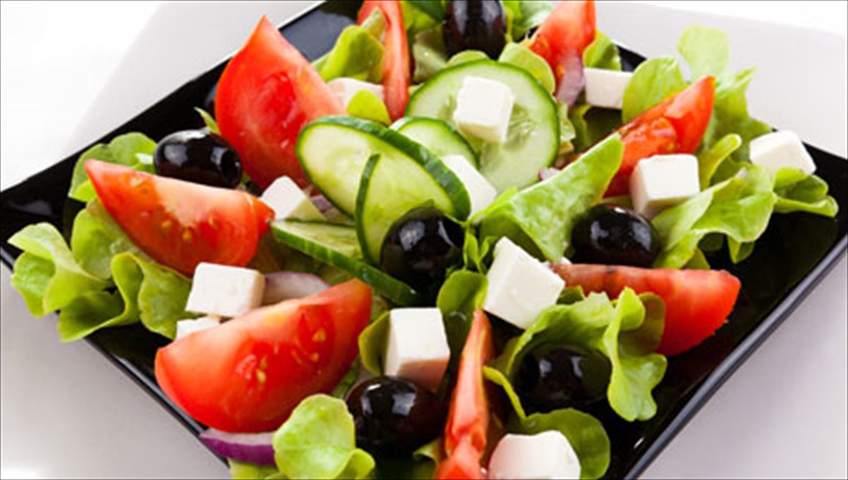 Διατροφή: Τα MUST και τα NOT σε ένα κύμα καύσωνα!