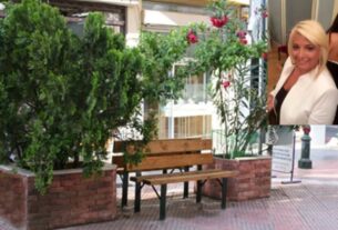 Πειραιάς: Νέα παγκάκια στον πεζόδρομο της Σωτήρος Διός και στο Πασαλιμάνι