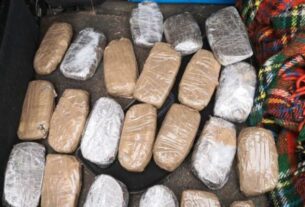 Εξαρθρώθηκε σπείρα που διακινούσε ναρκωτικά στον Πειραιά – Πέντε συλλήψεις