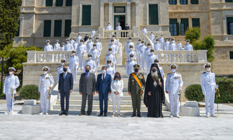 Σχολή Ναυτικών Δοκίμων: Ορκωμοσία νέων Σημαιοφόρων Πολεμικού Ναυτικού τάξεως 2021