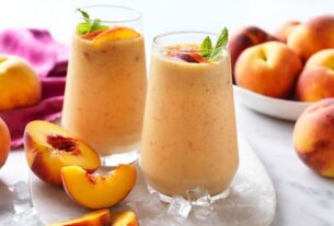 Καλοκαιρινό smoothie με βερίκοκο και ροδάκινο για να δροσίσει από τον καύσωνα