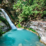 Πελοπόννησος: Κρυστάλλινα νερά και κολύμπι σε λίμνες και ποτάμια