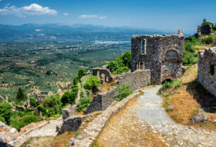 Μυστράς: Ο ζωντανός θρύλος μιας ονειρεμένης καστροπολιτείας