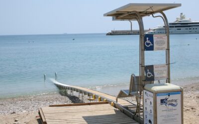 Πειραιάς: Σύστημα πρόσβασης στην παραλία Βοτσαλάκια για άτομα με αναπηρία