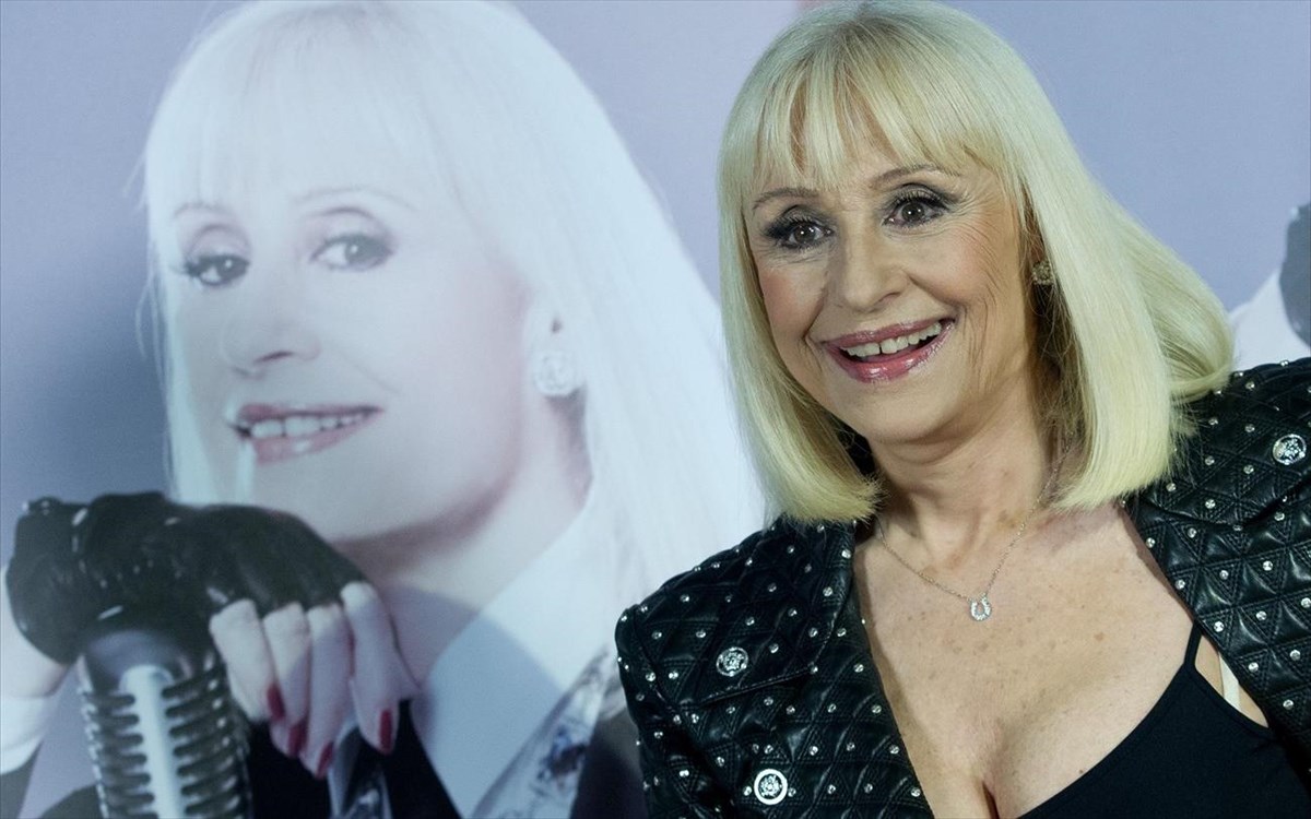 Πέθανε στα 78 της η θρυλική Ιταλίδα τηλεπερσόνα Ραφαέλα Καρά