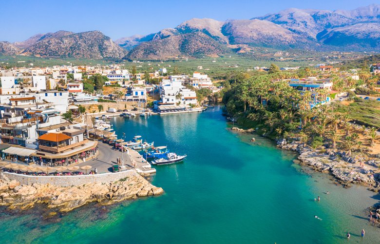 Σίσι: Η άγνωστη και μεγάλη φυσική πισίνα της Ελλάδας (φωτο-video)