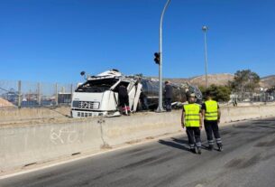 Δραπετσώνα: Ανατροπή βυτιοφόρου στη λεωφόρο Ανδρέα Παπανδρέου : Πού παραμένουν κλειστοί οι δρόμοι