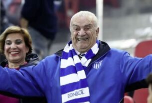 Γιάννης Μαντζουράνης: Πέθανε ο εμβληματικός φίλαθλος του Εθνικού Πειραιά (video)