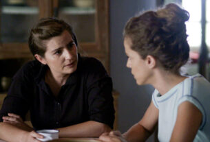 Άγριες Μέλισσες spoiler 10/11: Η Ελένη υποψιάζεται ότι ο Ζάχος αμφιβάλλει για τον Λάμπρο