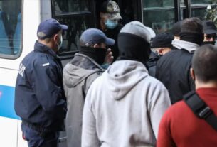 Δικαστήρια Πειραιά: Ελεύθεροι χωρίς όρους οι επτά αστυνομικοί για την Καταδίωξη στο Πέραμα