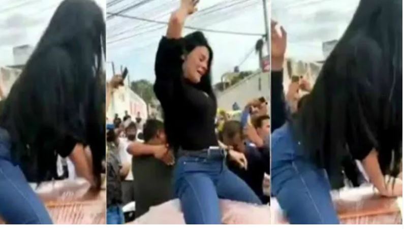 Viral Βίντεο Χήρα twerk