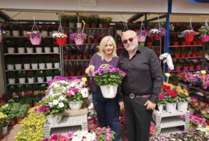 Πασαλιμάνι: Έναρξη ανθοκομικής έκθεσης 2022 στον Πειραιά