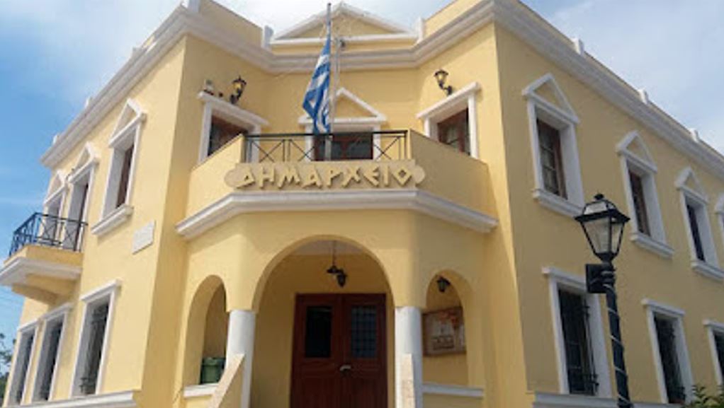Σαλαμίνα: Η Κοινότητα Αμπελακίων νομιμοποίησε ναυπηγείο σε αρχαιολογική ζώνη!