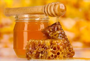 7 οφέλη για να φας μία κουταλιά μέλι