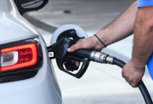 Fuel Pass 2: Δείτε τις αλλαγές στην επιδότηση – Πότε οι αιτήσεις
