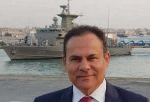 Νίκος Μανωλάκος:  «Αλόγιστες οι εξοπλιστικές δαπάνες με αυτήν την Τουρκία;»