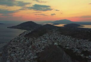 Η Σαλαμίνα στα 10 καλύτερα ηλιοβασιλέματα του κόσμου - VIDEO