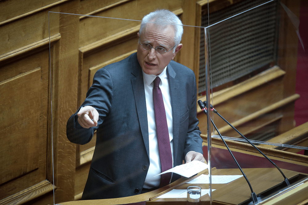 Περιπτερούχοι Πειραιά: Με τα υποχρεωτικά POS, η τράπεζα θα παίρνει περισσότερα από τον λιανοπωλητή