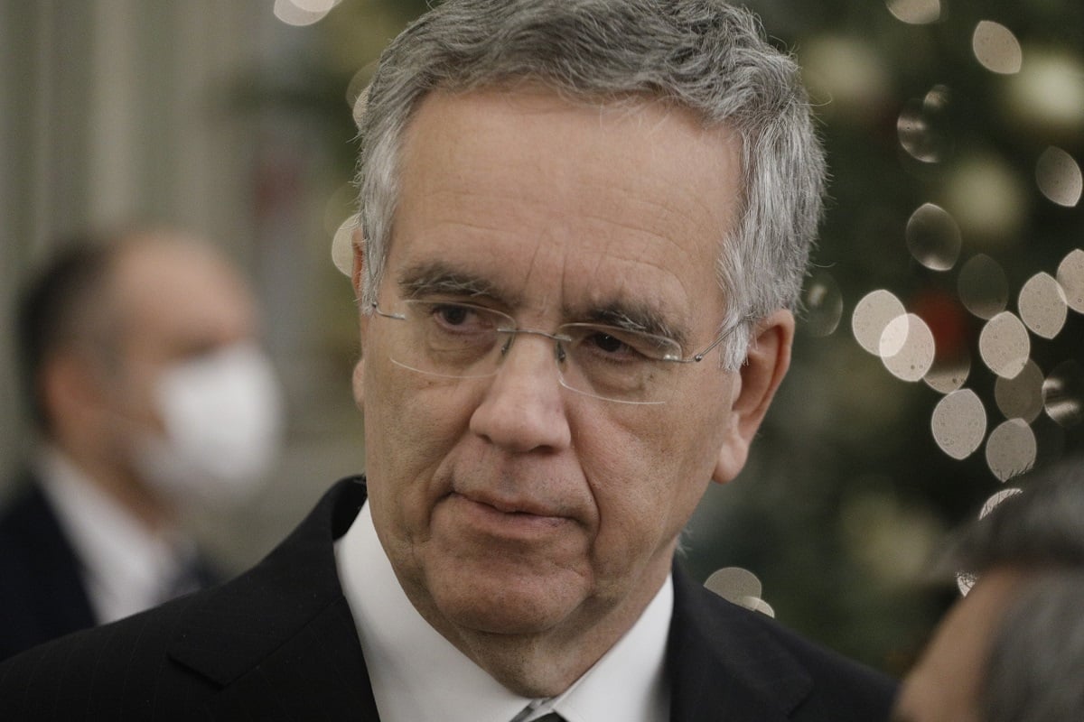 "Οργή" κατά Ντογιάκου από την αντιπολίτευση για το «μπλόκο» σε ΑΔΑΕ