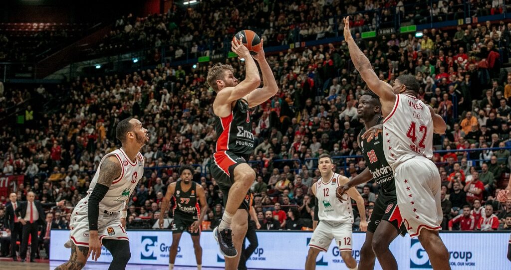 Αρμάνι Μιλάνο – Ολυμπιακός 83-62: Απότομη προσγείωση για τον Ολυμπιακό στο Μιλάνο
